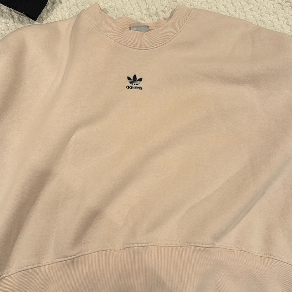 Women’s crop sweatshirt